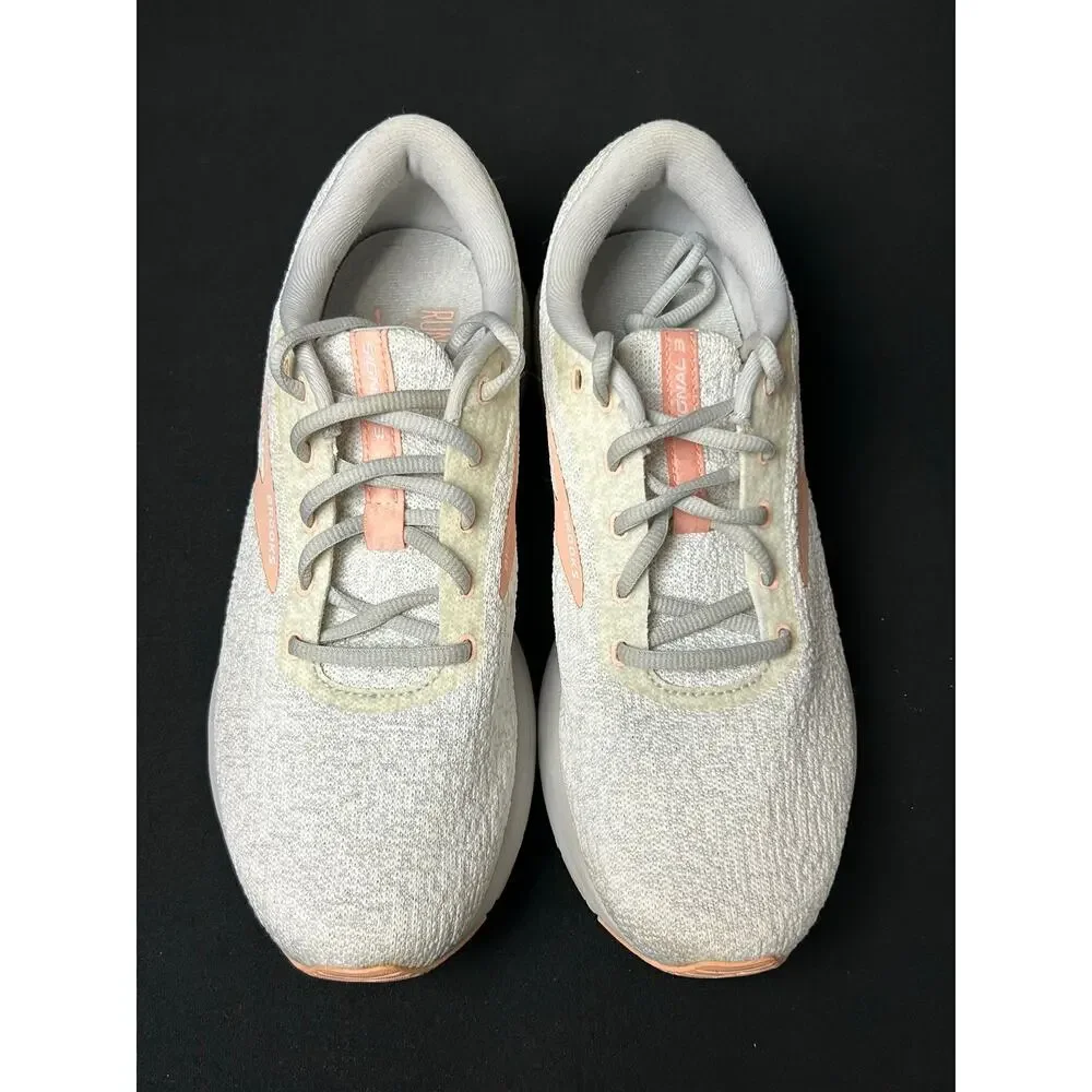 Brooks Signal 3 Women Oyster Peach / Size 9.5 / EUC